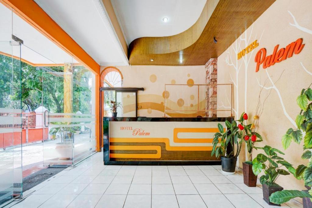 Oyo 3956 Hotel Palem 2 Syariah Маланг Екстер'єр фото